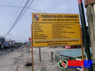 Jalan Sukakarya Diaspal Pakai Bankeu Provinsi, Warga Ucapkan Terimakasih Kepada Gubri Syamsuar